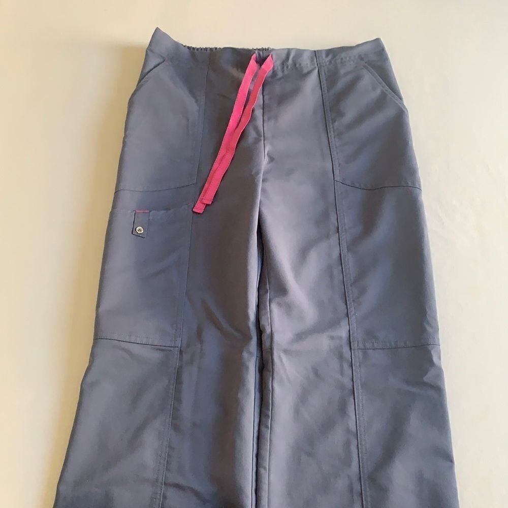 EUC scrubstar pants 